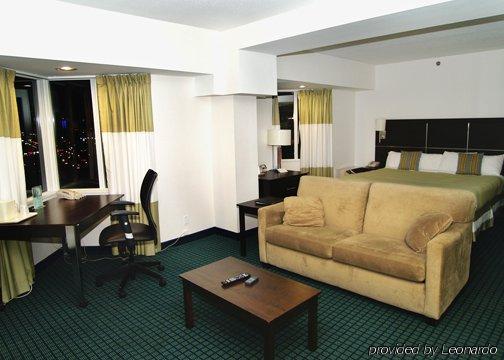 Niagara Plaza Hotel By Fairbridge Rum bild